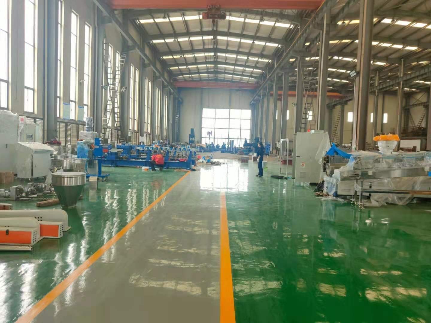 三螺桿塑料擠出機(jī)多少錢-產(chǎn)地貨源，送貨上門[科隆威爾]